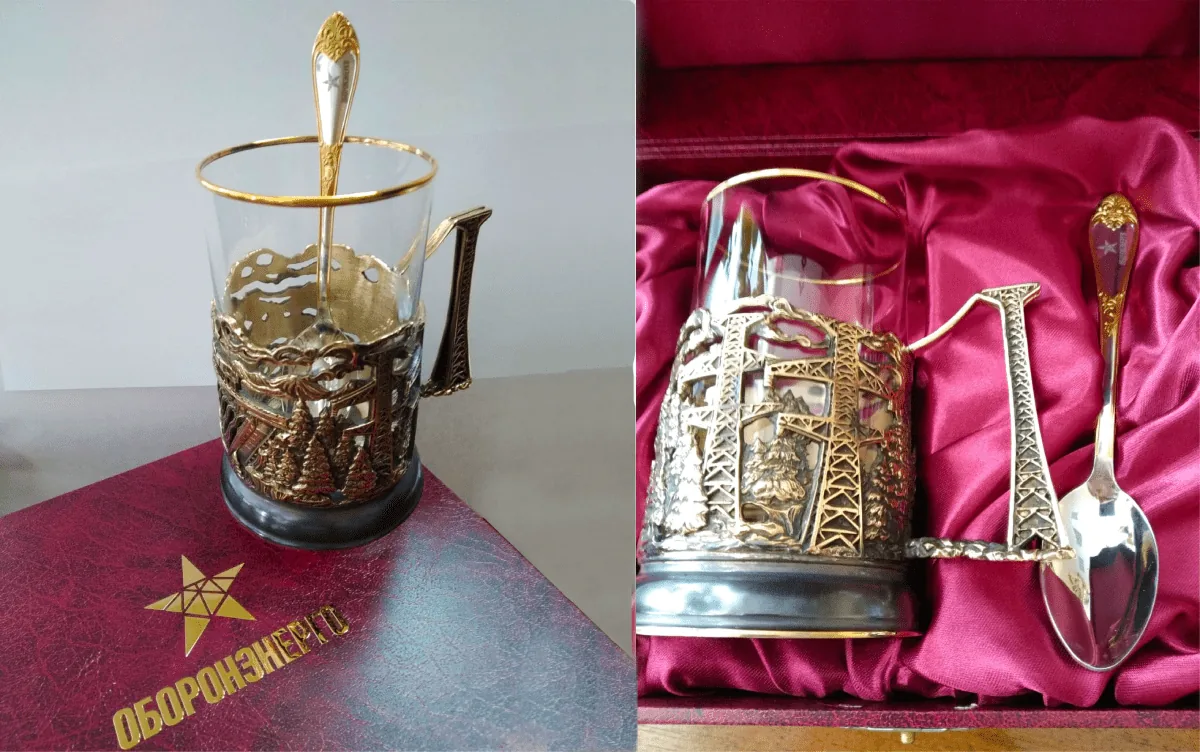 Подстаканник с ложкой в подарочном футляре «Оборонэнерго»