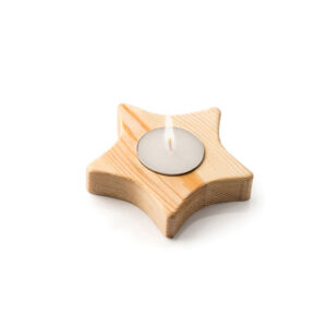 Свеча MAKA на деревянной подставке