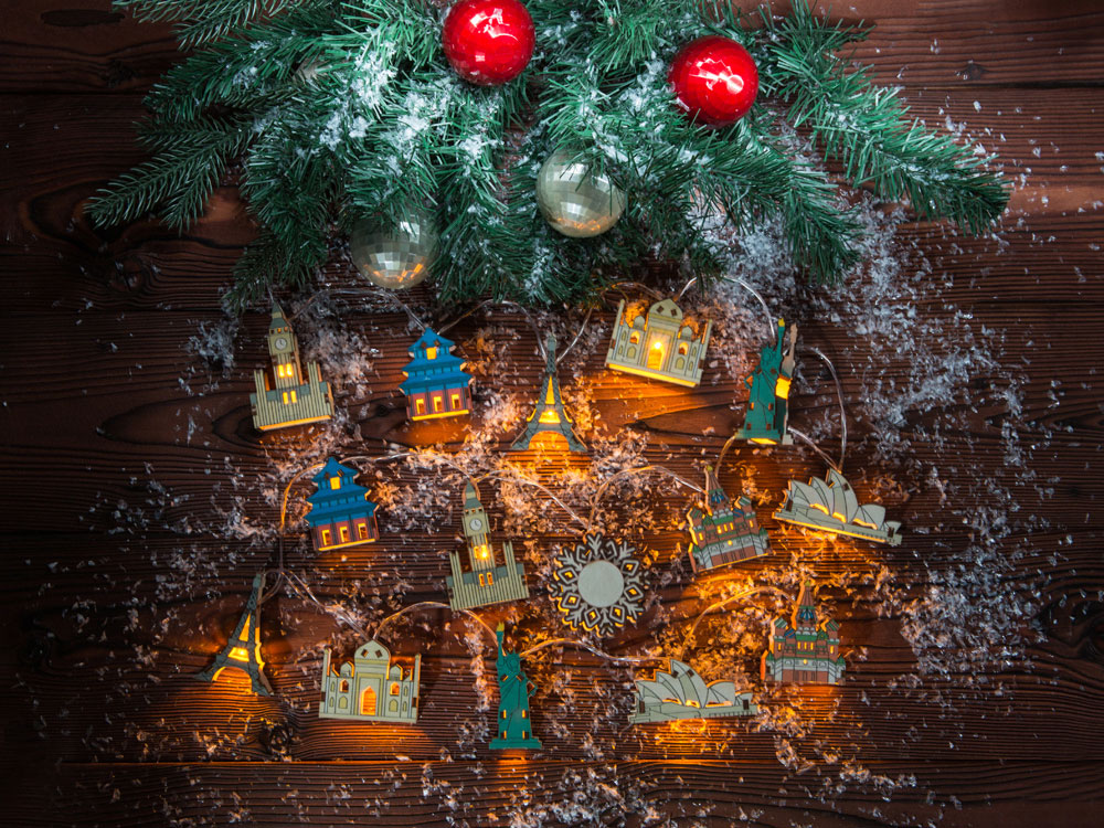 Ёлочная гирлянда с лампами в подарочной коробке Достопримечательности мира — изображение 6