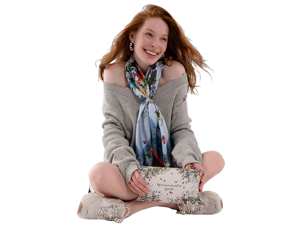 Платок Русский полевой букет — изображение 5