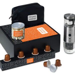 Подарочный набор Re:y. Boost с кофемашиной, капсулами и косметичкой