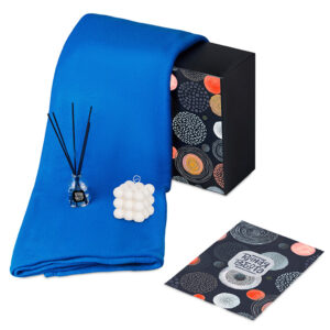 Подарочный набор Re:y. Cocoon с пледом, свечой и диффузором