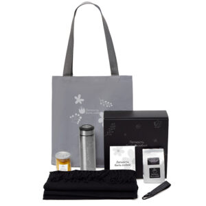 Подарочный набор Re:f. Walk с палантином, шоппером и термосом