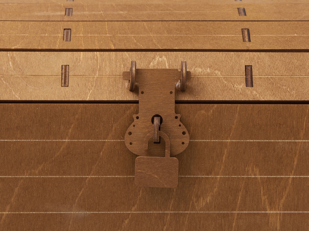 Подарочный набор: кукла фарфоровая, мёд с гецким орехом — изображение 22