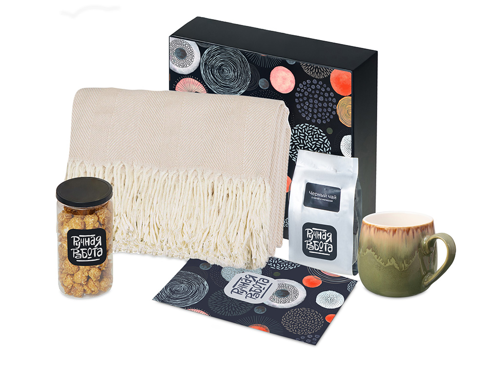 Подарочный набор Re:y. Haven с пледом, кружкой и чаем