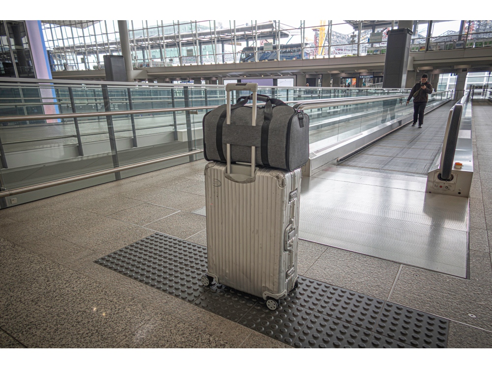Водостойкая складывающаяся универсальная сумка Tourister — изображение 20